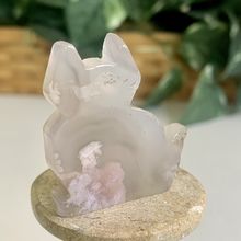 Flower Agate Cat Carving Crystal Figurine w Stand Also Self Standing 1.5" 17g