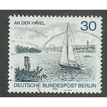 BERLIN - 1976 30pf 'BERLIN VIEWS -AN DER HAVEL ' FINE USED (EBID42-352)