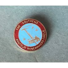 Southend Amateur Winemakers Circle - Enamel Badge