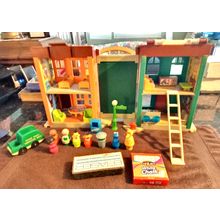 Old Fisher Price Play Family Sesame Street # 938 12 1/2" Tall 1975 100% Complete