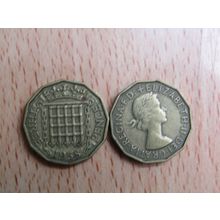 GB 1958 Elizabeth II Brass Threepence 3d Coin