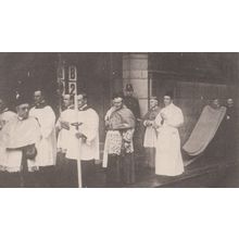 The Archbishop In Procession Of London Church Religious Vintage Postcard