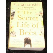 The Secret Life of Bees by Sue Monk Kidd (Paperback, 2003)