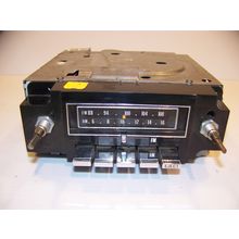 GENERAL MOTORS AM FM RADIO OEM #16001526