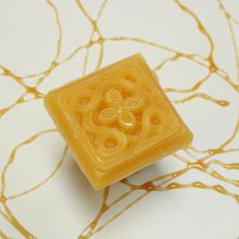 Pure Zambian Beeswax[ 2 oz ]