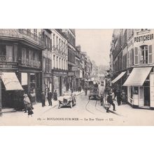 EC943 BOULOGNE SUR MER - LA RUE THIERS . LL PRINTED POSTCARD