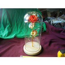 Beautiful Light-Up RED ROSE with GOLDEN STEM in Glass Dome! Works Great!! $30.00