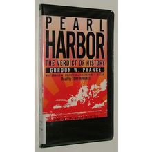 Pearl Harbor: The Verdict of History Prange, Gordon W. and Roberts, Tony