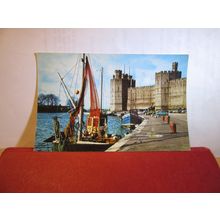 CAERNARVON CASTLE, .unused vintage postcard Colourmaster =