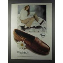 1980 Bass Weejuns Shoes Ad - Comfort of a Classic