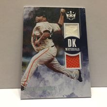 2018 Diamond Kings Materials San Francisco Giants Reyes Moronta Patch Card