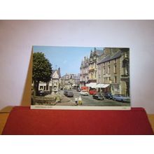 JAMES SQUARE, CRIEFF, PERTHSHIRE. unused postcard by E T W Dennis dated 1971 (A=