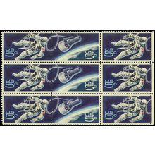 1331-32a Red Omitted from Capsule on Center Stamp ERROR Cat $200. - Stuart Katz