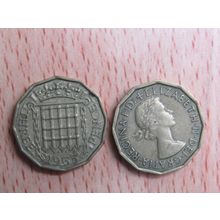 GB 1965 Elizabeth II Brass Threepence 3d Coin