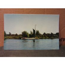THE NORFOLK WHERRY, 'ALBION', NORFOLK BROADS unused postcard Colourmaster =