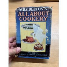 c1950 "MRS BEETON'S ALL ABOUT COOKERY" ILLUSTRATED HARDBACK BOOK (P4)