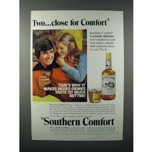 1975 Southern Comfort Liquor Ad - Two Close