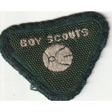 Scout Badges UK Pre 67 - Wolf Cub Proficiency Sportsman - Black Back Used (PF80)