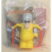 2010 Burger King Hoodwinked Too Beam Hoppin' Granny Mint in Package