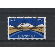 SouthAfrica.SG265 7 1/2d Mountain Landscape.Afrikaans Inscription.F/Used.Aug25