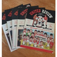 X 5 Manchester United Vintage Football Programmes. No's 10/15/17/19