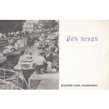 Boat on Boulters Lock Maidenhead Kent Amateur Radio Station QSL Postcard