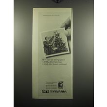 1972 GTE Sylvania Blue Dot Flash cubes Ad - More stars are photographed
