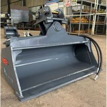 Tilting Mud Bucket - 800mm Available for all makes & models 0.5 to 1.2 Ton