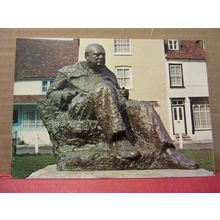 SIR WINSTON CHURCHILL MEMORIAL, WESTERHAM, KENT unused postcard =