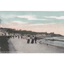 EC950 DOUGLAS - QUEENS PROMENADE . PRINTED POSTCARD