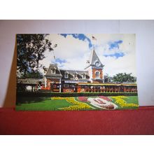 MAIN-STREET STATION, DISNEYLAND, California, USA unused postcard #