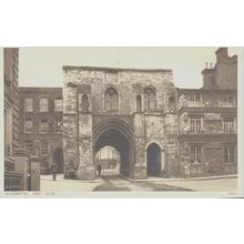 West Gate Winchester Hampshire Postcard (QHAM349)