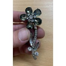 VINTAGE SILVER TONE GEMSTONES FLOWER SHAPE BROOCH 14 GRAMS 7.5m-TALL (P3)