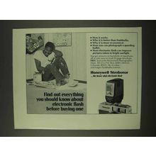 1973 Honeywell Strobonar Flash Ad - Find Out Everything