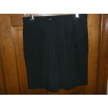 Greg Norman Collection Black Pleated Front Golf Shorts - Size 36