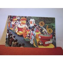 WOMBLES FLOAT, FLOWER PARADE, SPALDING, LINCOLNSHIRE .. unused postcard =