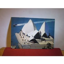 SYDNEY OPERA HOUSE, N.S.W. AUSTRALIA used postcard dated 1982 =