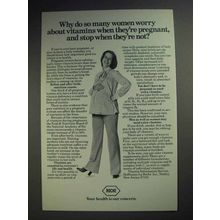 1977 Roche Pharmaceutical Ad - Vitamins When Pregnant
