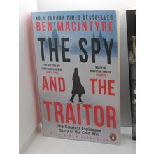 The Spy and the Traitor, by Ben Macintyre PB tpb Good