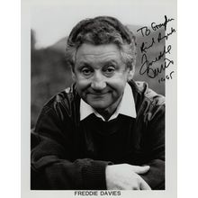 Freddie Davies Comedian Giant 10x8 Hand Signed Photo