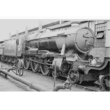 1012 GWR 'COUNTY of DENBIGH' @ SWINDON 52. (1)