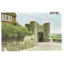THE STRAND GATE, WINCHELSEA.SUSSEX unused postcard. =