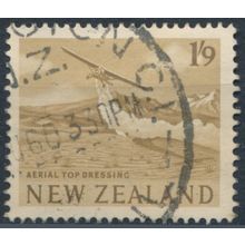 Definitive: 1s9d - New Zealand 1960 - F H - SG 794