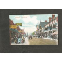 Postcard Essex Clacton on Sea Pier Avenue