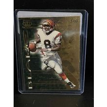 Jeff Blake #4 | 1997 Pacific Gold Football Trading Card