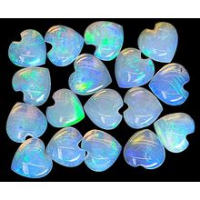 54120.0 - 17 pcs 6 mm Heart shaped Australian Blue/Green Crystal Opals 5.89 cts