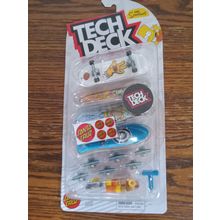 Tech Deck, Ultra DLX Fingerboard 4-Pack, Simpsons Skateboards