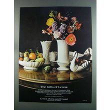 1982 Lenox Symphony Centerpiece, Vase & Swan Ad