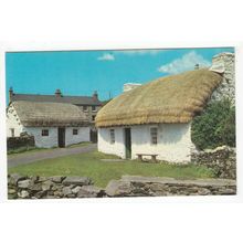 A Manx Cottage Isle of Man Postcard IOM 23205