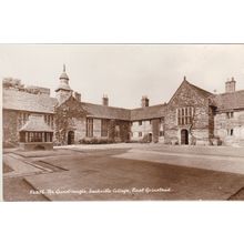 ED 89 EAST GRINSTEAD -SACKVILLE COLLEGE - THE QUADRANGLE. PRINTED POSTCARD